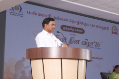 P1348661