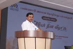 P1348664